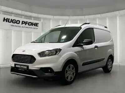 Gebraucht Ford Transit Trend 101 PS (74 kW) 2023 Weiß Van