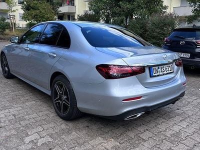 Mercedes E200