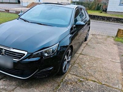 gebraucht Peugeot 308 SW GT EAT6 181ps *PANO MASSAGE AHK VOLL LED*