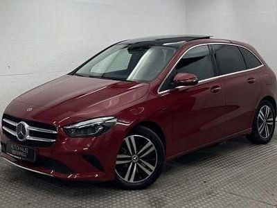 Gebraucht Mercedes B250e Progressive 218 PS (160 kW) 2021 Rot Van / Kleinbus