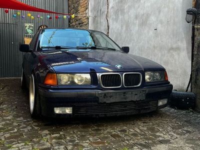 gebraucht BMW 320 E36 i