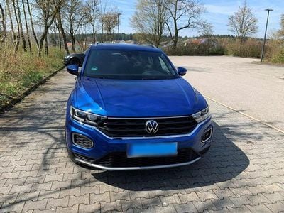 Second-hand VW T-Roc Sportline 150 CP (110 kW) 2021 Albastru SUV