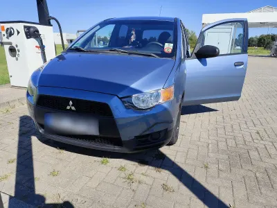 Second-hand Mitsubishi Colt 75 CP (55 kW) 2009 Andere farben Hatchback