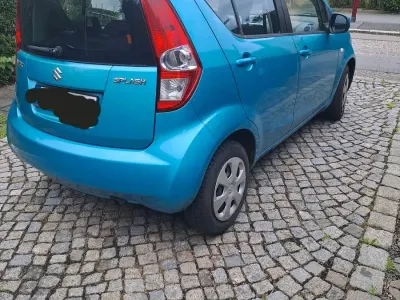 Gebraucht Suzuki Splash 85 PS (62 kW) 2009 Blau Kleinwagen
