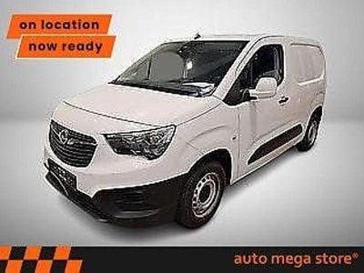 Weiß Gebraucht 2020 Opel Combo Edition Van | 12.695 € (Fairer Preis)