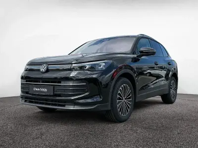 Neu VW Tiguan 150 PS (110 kW) 2026 Grenadillschwarz metallic SUV