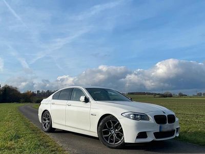 Gebraucht BMW 520 184 PS (135 kW) 2013 Weiß Limousine