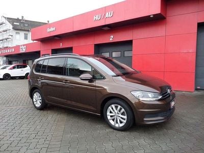 Gebraucht VW Touran 150 PS (110 kW) 2016 Braun Van / Kleinbus