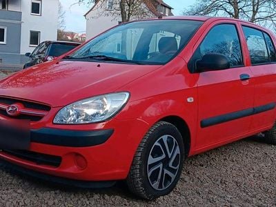 Second-hand Hyundai Getz 66 CP (48 kW) 2008 Roșu Hatchback