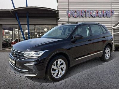 Gebraucht VW Tiguan 150 PS (110 kW) 2022 Deep black perleffekt (metallic) SUV