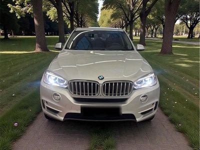 Second-hand BMW X5 313 CP (230 kW) 2015 Argintiu SUV
