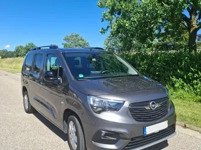 Gebraucht Opel Combo Life XL Ultimate 131 PS (96 kW) 2023 Grau Van / Kleinbus