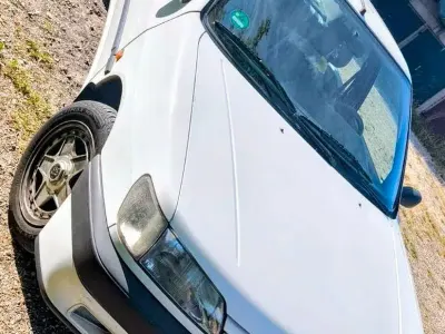 Gebraucht Peugeot 306 75 PS (55 kW) 1994 Weiß Limousine