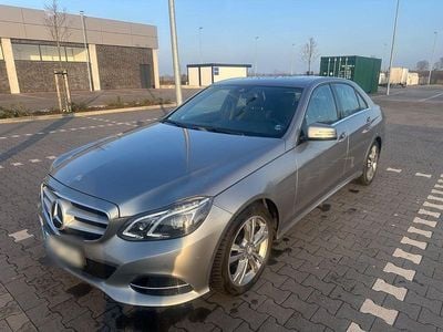Second-hand Mercedes E200 136 CP (100 kW) 2014 Gri Berlinǎ
