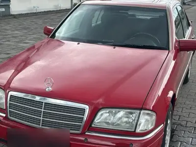 Gebraucht Mercedes C230 Elegance 150 PS (110 kW) 1996 Rot Limousine