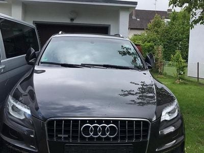 Second-hand Audi Q7 S-Line 300 CP (220 kW) 2015 Gri SUV