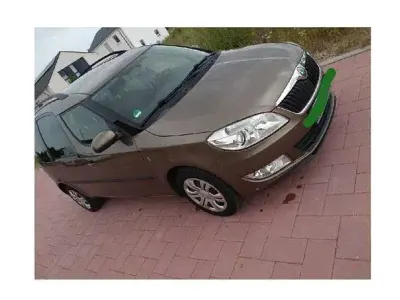 Gebraucht Skoda Roomster Elegance 105 PS (77 kW) 2013 Beige Van / Kleinbus