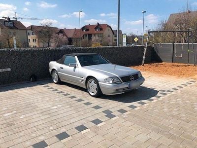 Second-hand Mercedes SL320 231 CP (169 kW) 1997 Argintiu Cabrio