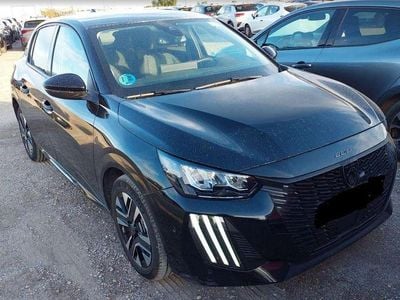 Schwarz perla nera Gebraucht 2025 Peugeot 208 Allure Kleinwagen | 18.580 € (Guter Preis)
