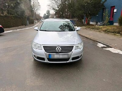Gebraucht VW Passat Highline 140 PS (102 kW) 2005 Silber Limousine