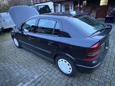 Gebraucht Opel Astra 101 PS (74 kW) 2001 Schwarz Limousine