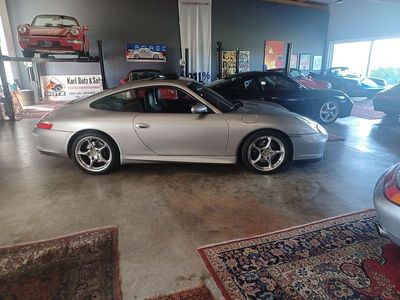 Porsche 911 Carrera