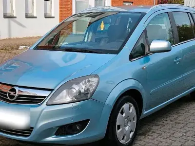 Second-hand Opel Zafira Cosmo 140 CP (102 kW) 2009 Albastru Monovolum