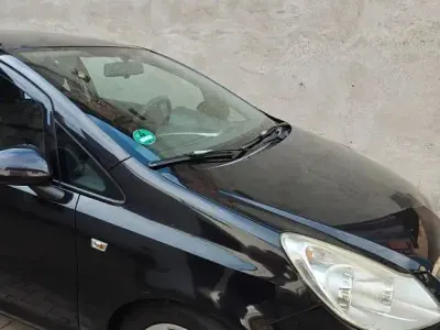 Gebraucht Opel Corsa 80 PS (58 kW) 2008 Schwarz Kleinwagen