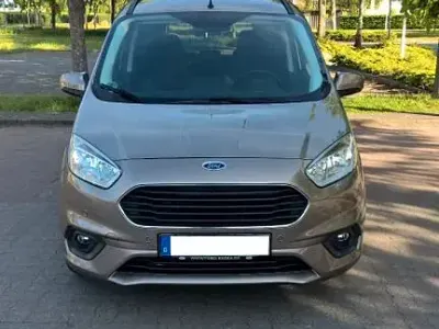 Gebraucht Ford Tourneo Courier Titanium 101 PS (74 kW) 2019 Grau Van / Kleinbus