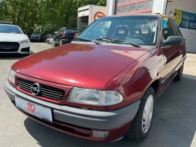 Gebraucht Opel Astra 71 PS (52 kW) 1995 Weinrot Kleinwagen