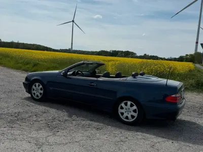 Usata Mercedes CLK230 Avantgarde 189 CV (139 kW) 2000 Blu Cabrio