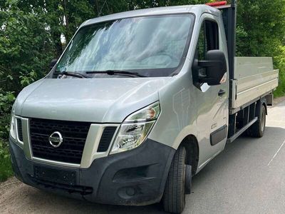 Nissan NV400
