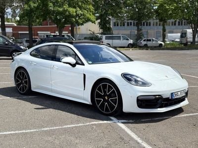 Porsche Panamera 4S