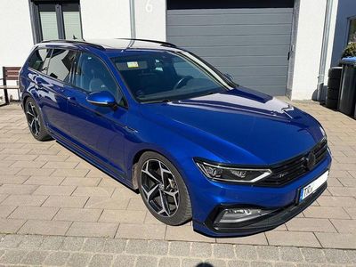 Usata VW Passat R-line 190 CV (139 kW) 2019 Blu Station wagon