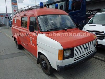 Używany Ford Transit 77 KM (56 kW) 1983 Czerwony Minivan