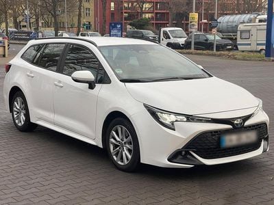 Gebraucht Toyota Corolla 152 PS (111 kW) 2024 Weiß Kombi