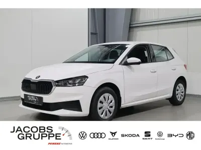 Gebraucht Skoda Fabia Active 48 PS (35 kW) 2023 Weiß Kleinwagen