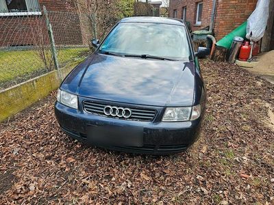 Gebraucht Audi A3 Basis 101 PS (74 kW) 1998 Blau Kleinwagen