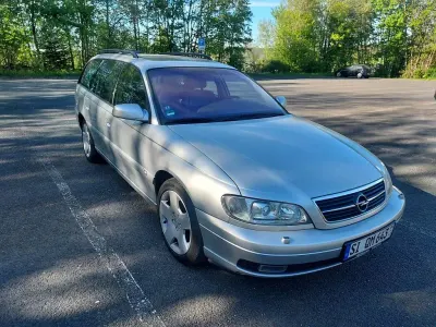 Gebraucht Opel Omega Edition 180 PS (132 kW) 2001 Silber Limousine