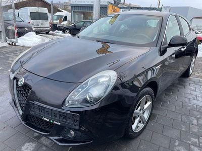 Schwarz Gebraucht 2012 Alfa Romeo Giulietta Turismo Limousine | 3.890 € (Fairer Preis)