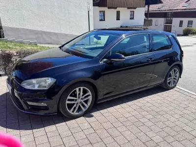 Gebraucht VW Golf VII Comfortline 105 PS (77 kW) 2013 Schwarz Limousine