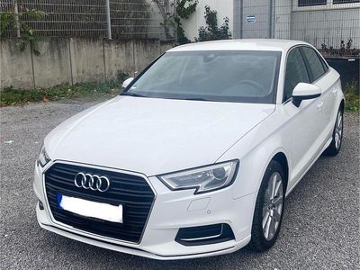 Gebraucht Audi A3 Design 150 PS (110 kW) 2019 Weiß Limousine