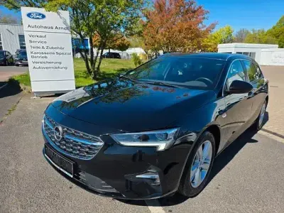 Gebraucht Opel Insignia Elegance 174 PS (127 kW) 2022 Schwarz Kombi
