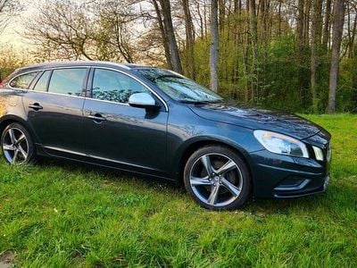 Gebraucht Volvo V60 R-Design 215 PS (158 kW) 2013 Grau Kombi