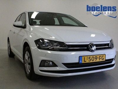 Weiß Gebraucht 2021 VW Polo Comfortline Limousine | 8.204 € (Guter Preis)