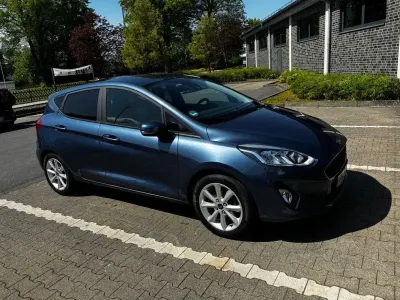 Gebraucht Ford Fiesta Titanium 100 PS (73 kW) 2020 Blau Kleinwagen
