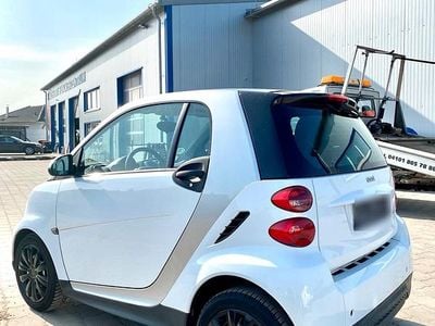 Usado Smart ForTwo Coupé 71 HP (52 kW) 2015 Branco Coupé