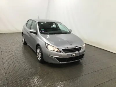 Gebraucht Peugeot 308 110 PS (80 kW) 2015 Limousine
