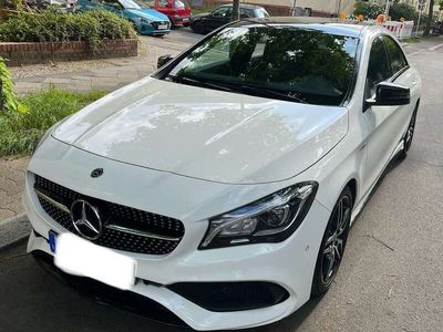 gebraucht Mercedes CLA200 7G-DCT Peak Edition