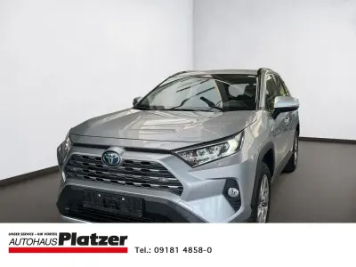 Gebraucht Toyota RAV4 Hybrid Team 218 PS (160 kW) 2022 Silber SUV